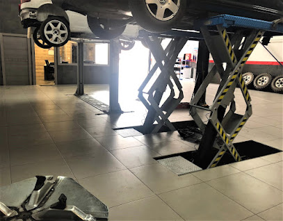 Txg: Txomin Gorri Autoak